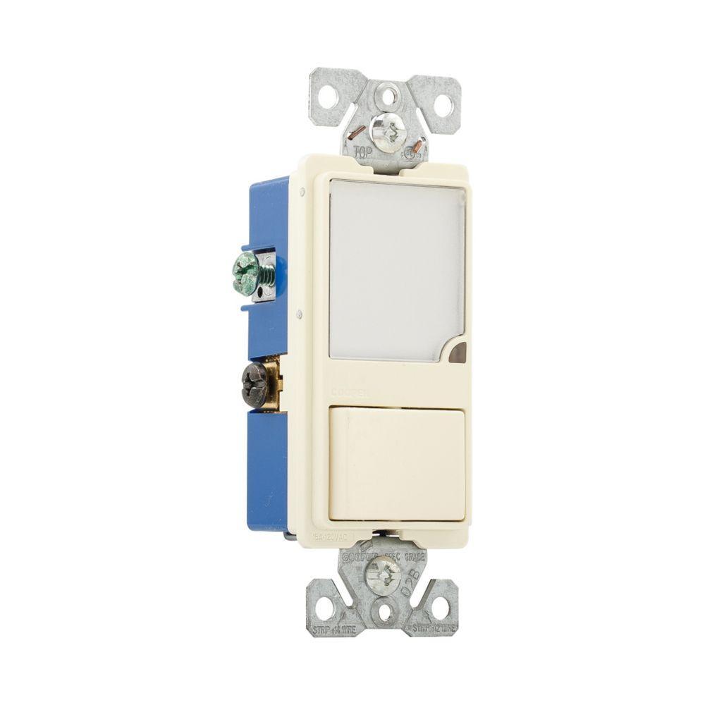 Crouse-Hinds Eaton® 7738A-BOX Switches & Light, 120 V, 15 A
