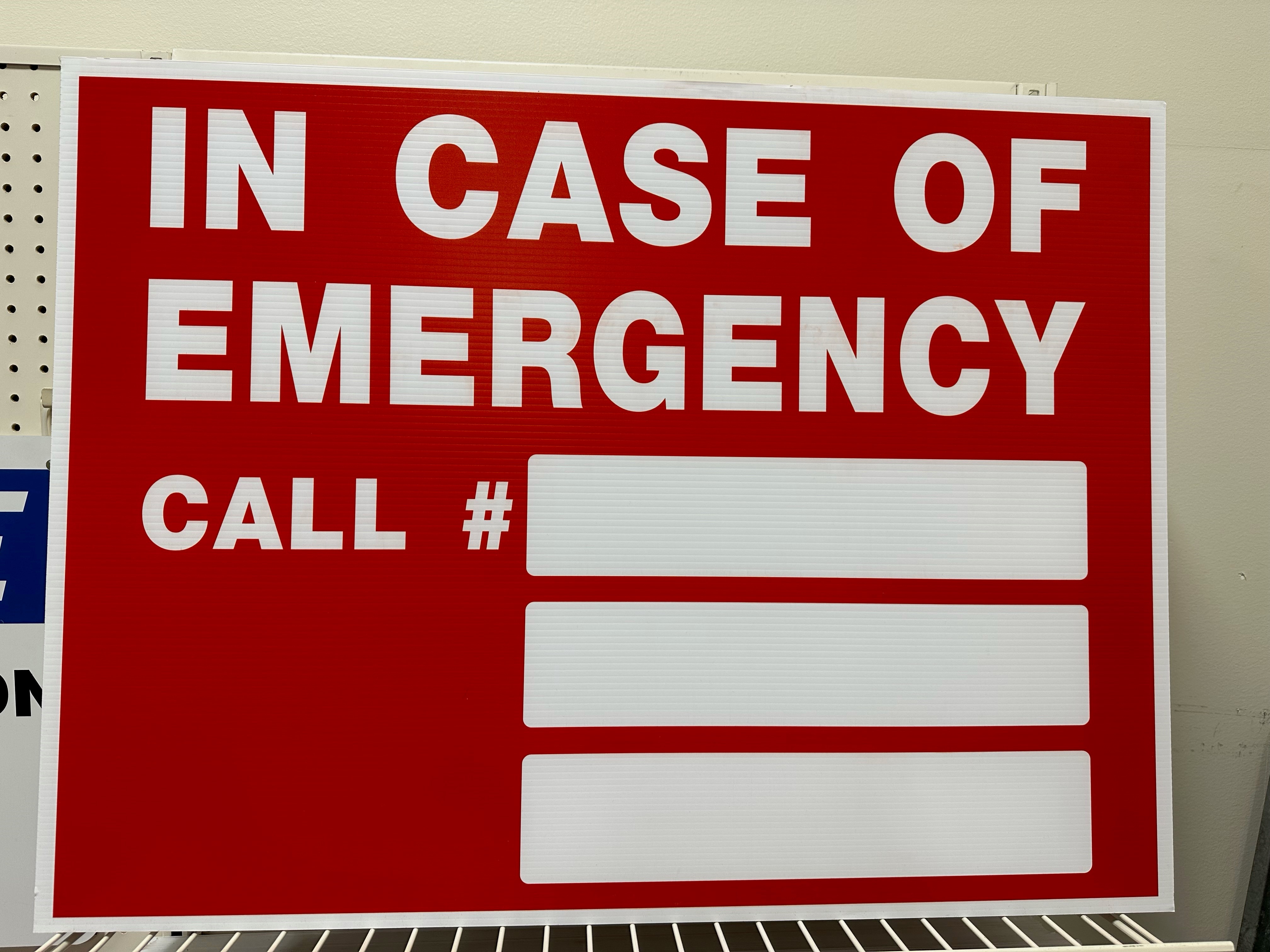 Sign, 24X32, Corroplast, Wht On